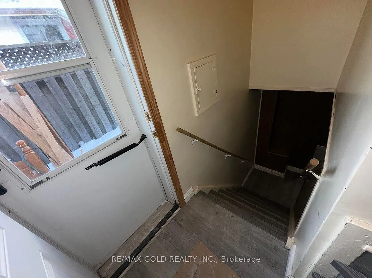 5 bed, $1,550 — Photo 2