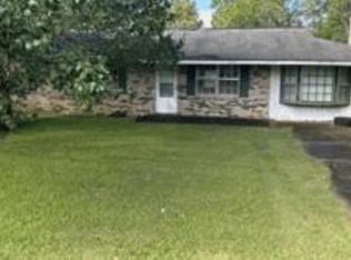 295 Chevy Dr, Dothan, AL 36303