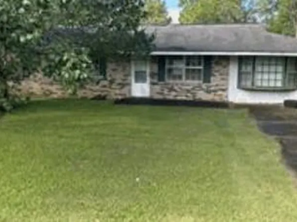 295 Chevy Dr, Dothan, AL 36303