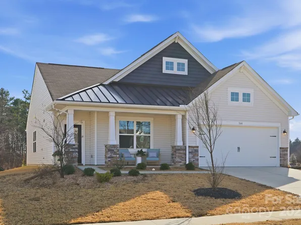164 Kennerly Center Dr, Mooresville, NC 28115
