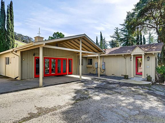2nd image of 9271 Colony Drive