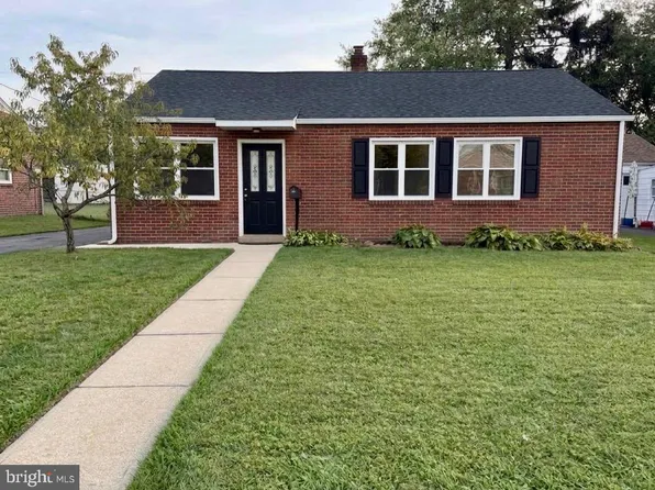 225 Bassett Ave, New Castle, DE 19720