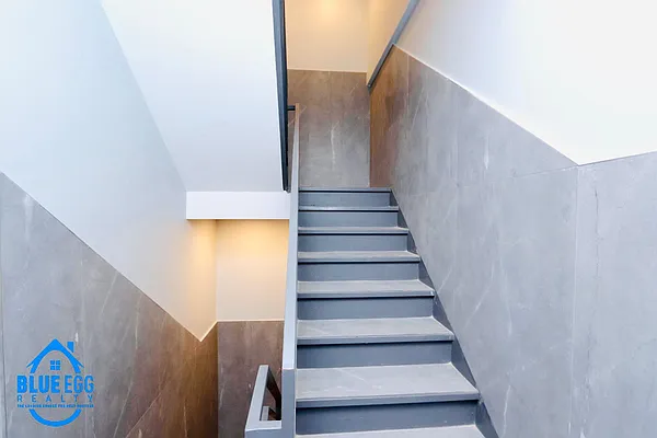 Rented by Blue Egg Realty Corp | media 25