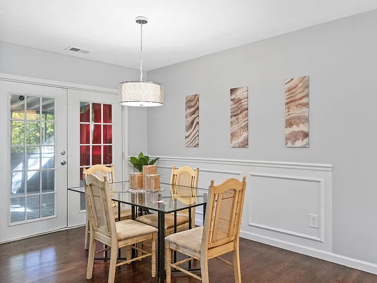 4942 Sheila Ln — Photo 16