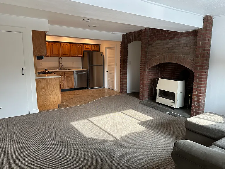 576 Greenville Tpke — Photo 10