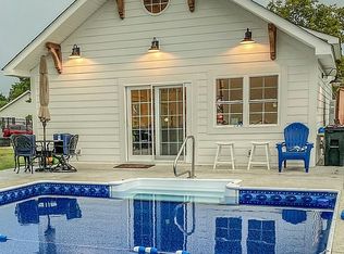 1304 W Old Camden Rd, Hartsville, SC 29550