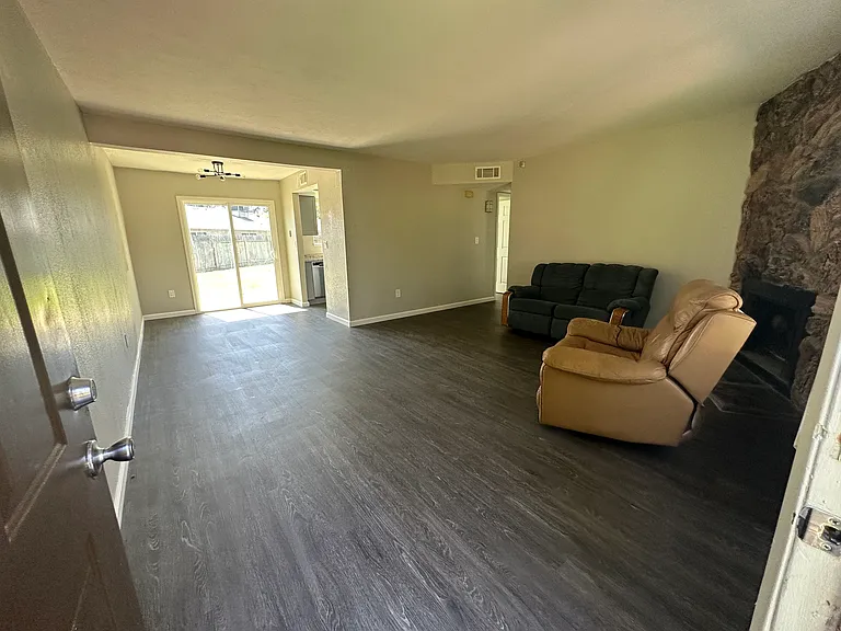 8950 Rancho Grande Ct — Photo 3