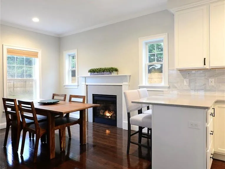 13 Arnold Ave #1 — Photo 6