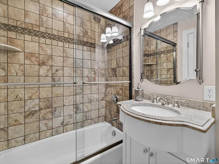 505 Seaside Ave — Photo 12