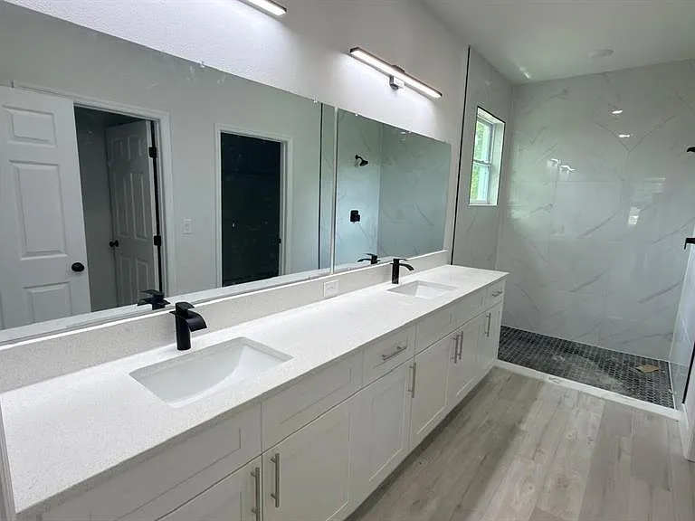 2693 Jeannin Dr — Photo 4