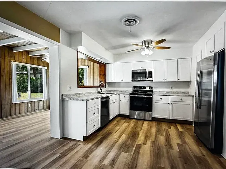515 Cypress Rd — Photo 9