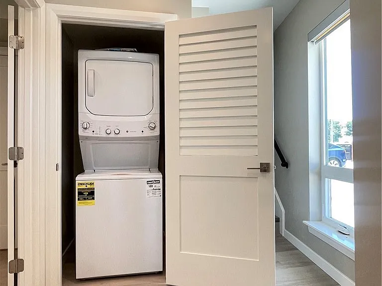 4251 E Live Oak Ave #8 — Photo 6