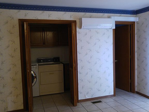 4th image of 1901 Inglewood Dr