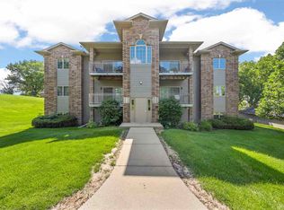 471 N 1st Ave, Iowa City, IA 52245