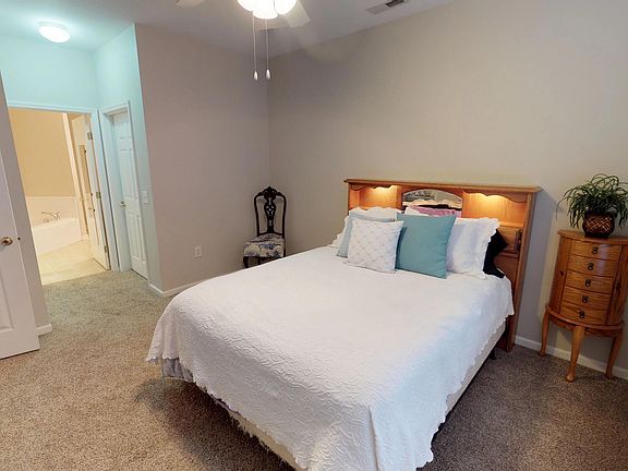4th image of 2205 Locksley Woods Drive #D