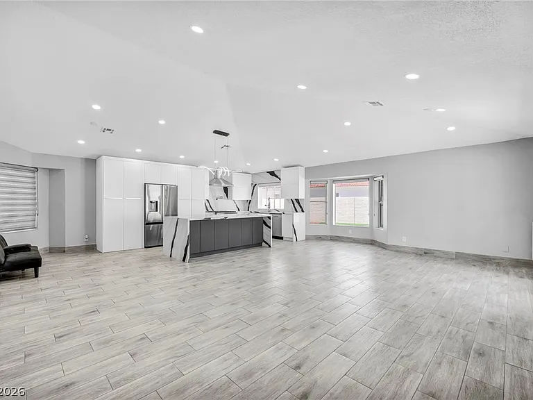 3000 Blue Fin Cir — Photo 4