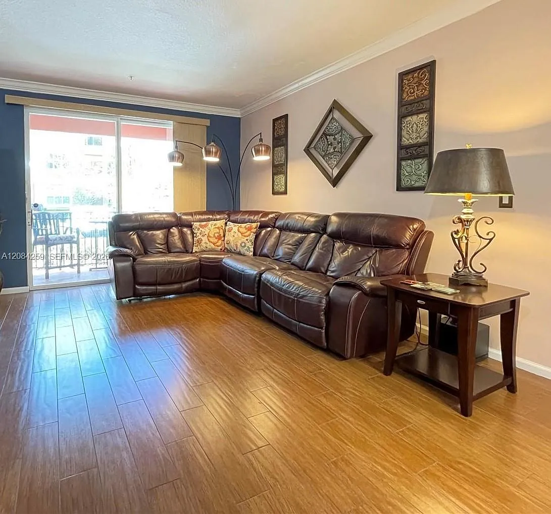 El-Ad Villaggio Condo Bld — Photo 2