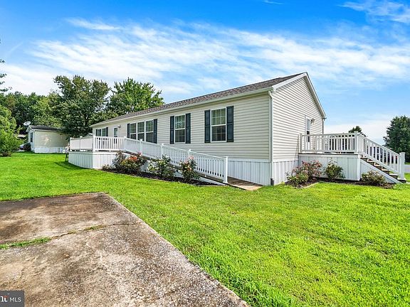 2nd image of 87 Oak Knoll Est