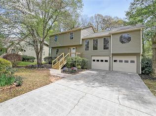 2367 Scott Oaks Trl SW, Marietta, GA 30008