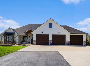 391 NW 174th Ct, Smithville, MO 64089