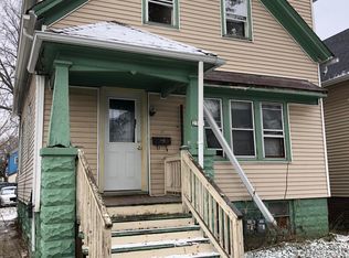 2527 S 11th St, Milwaukee, WI 53215