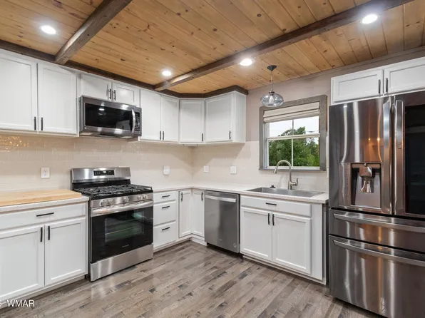 1403 S Julia Ln, Lakeside, AZ 85929