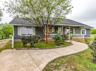 1955 Homannville Trl, Lockhart, TX 78644