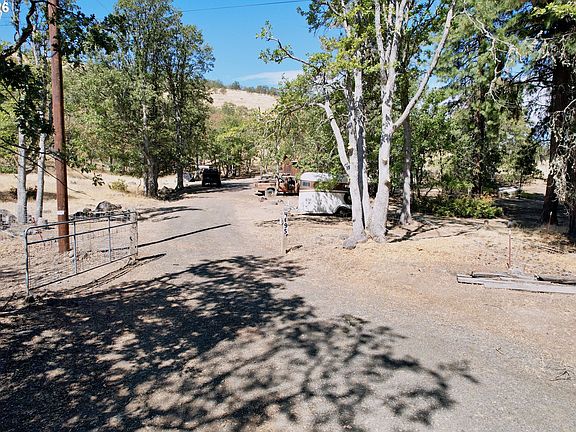 4th image of 4695 Browns Creek Rd