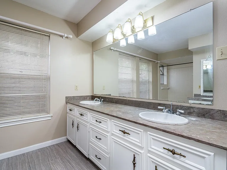 8330 Silver Shadows Ln — Photo 11