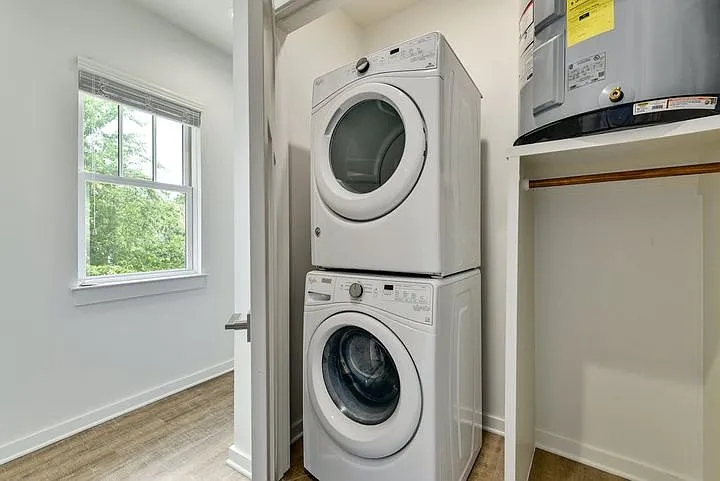 215 Rock St #11 — Photo 15