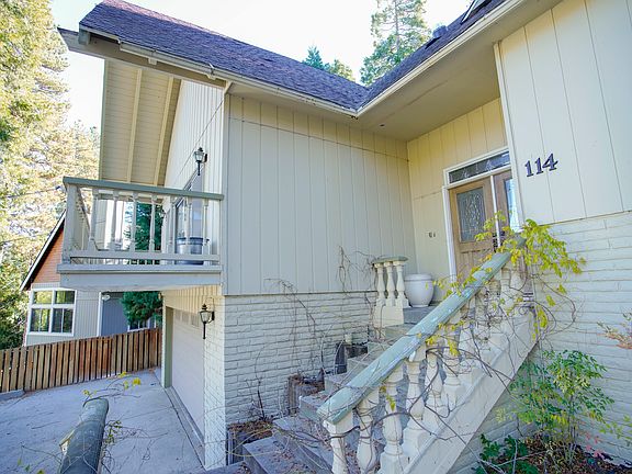 3rd image of 114 S Fairway Dr