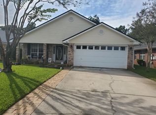 742 Randall Roberts Rd, Fort Walton Beach, FL 32547