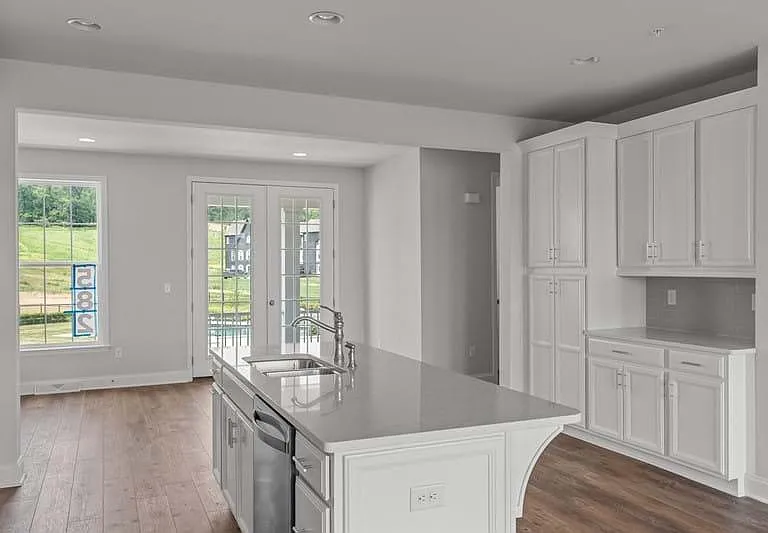 3225 Parade St — Photo 12