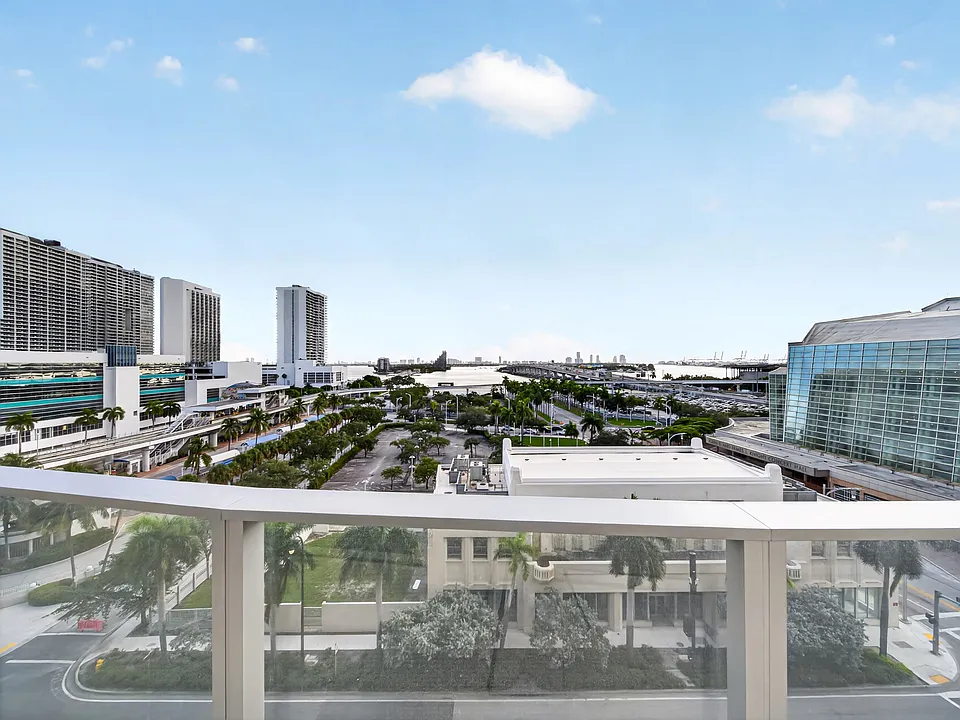 1400 Biscayne Blvd #705
