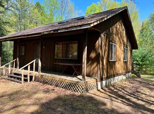 2424 Deer Ln, Mio, MI 48647