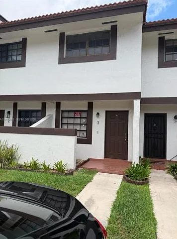 2 bed, 1.5 bath, $2,400 — Photo 1