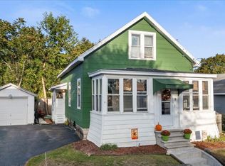 9 Corthell St, Colonie, NY 12205