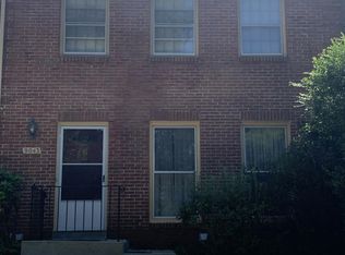 9043 Blarney Stone Dr, Springfield, VA 22152