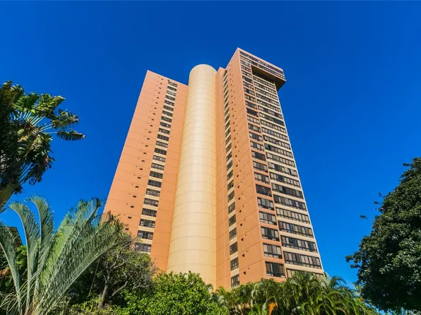 5333 Likini St APT 1504, Honolulu, HI 96818