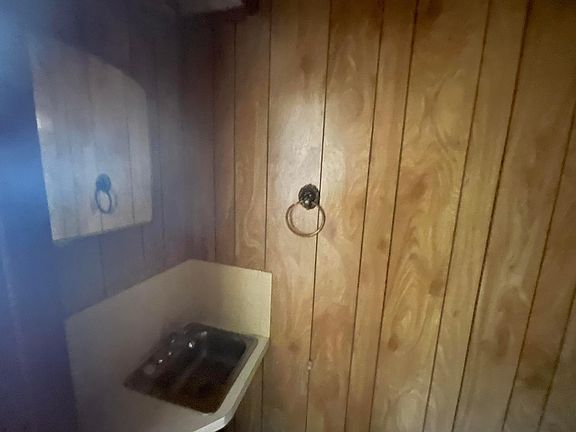 5th image of 1806 Balsamridge Rd