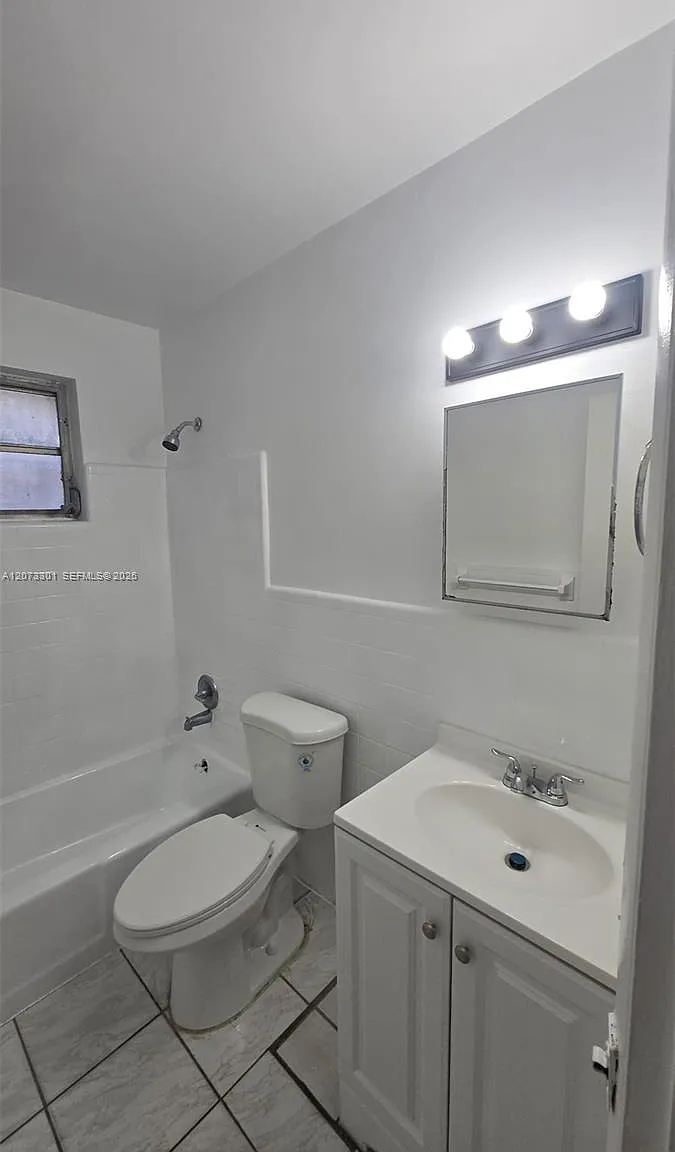 West End Park Amd Pl — Photo 3