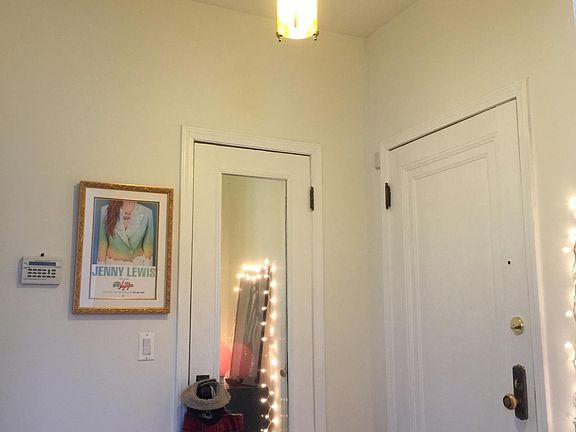 4th image of 2056 N Sawyer Ave APT 2