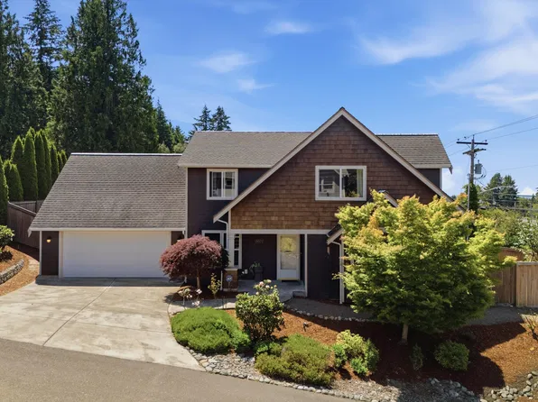1601 NE Sarai Ct, Bremerton, WA 98310