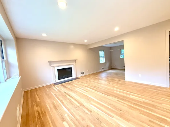 3 Arthur Rd, Bridgewater, NJ 08807