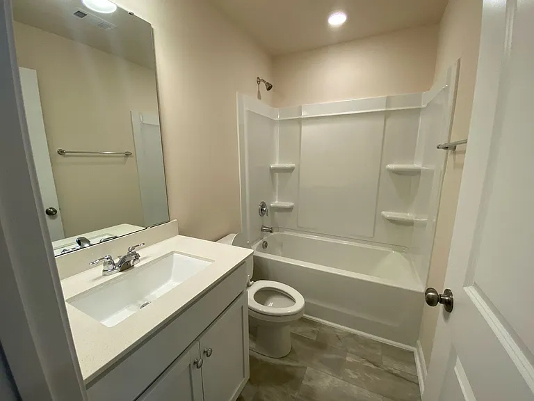 4028 Beckton Trl — Photo 16
