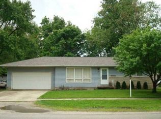 145 E Park St, Argenta, IL 62501