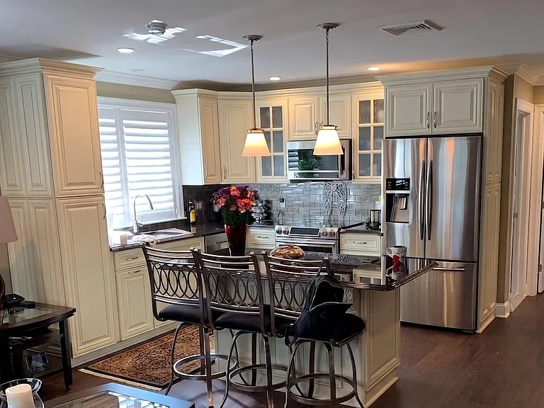 15 Kresson Rd #UPPER — Photo 2