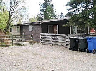 207 W 4th St NW, Sundre, AB T0M1X0