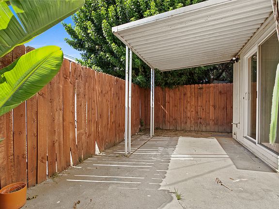 2nd image of 825 N Obispo Ave #827
