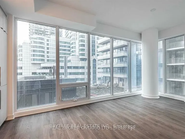 115 Blue Jays Way #2711 — Photo 7